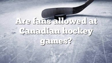 Are fans allowed at Canadian hockey games?