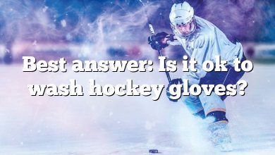 Best answer: Is it ok to wash hockey gloves?