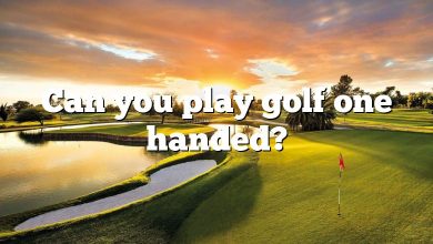 Can you play golf one handed?