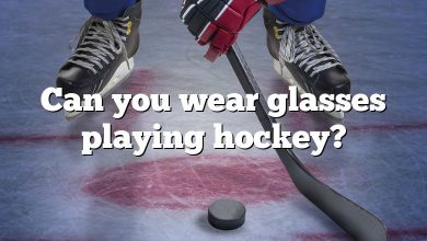 Can you wear glasses playing hockey?