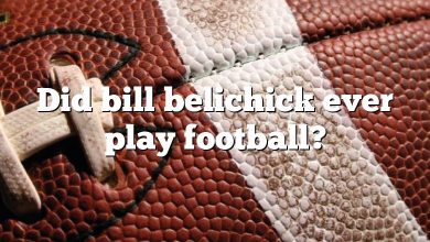 Did bill belichick ever play football?