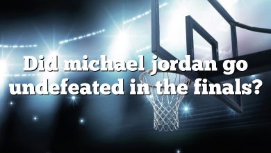 Did michael jordan go undefeated in the finals?