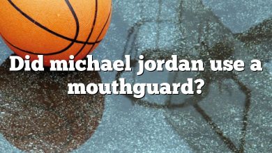 Did michael jordan use a mouthguard?