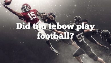 Did tim tebow play football?