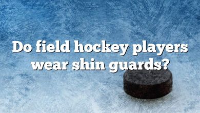 Do field hockey players wear shin guards?