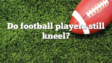 Do football players still kneel?