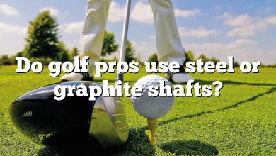 Do golf pros use steel or graphite shafts?