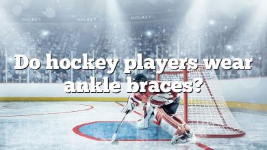 Do hockey players wear ankle braces?