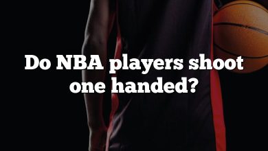 Do NBA players shoot one handed?