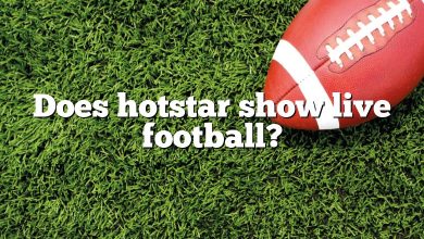 Does hotstar show live football?