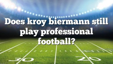 Does kroy biermann still play professional football?
