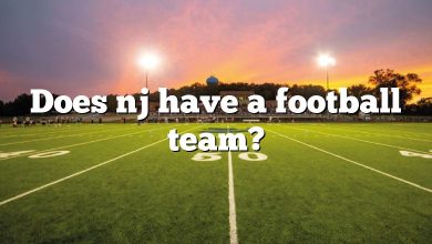 Does nj have a football team?