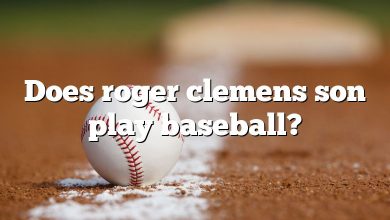 Does roger clemens son play baseball?