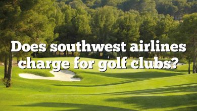 Does southwest airlines charge for golf clubs?