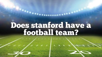 Does stanford have a football team?
