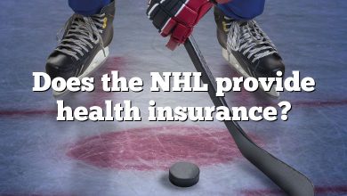 Does the NHL provide health insurance?