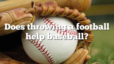 Does throwing a football help baseball?