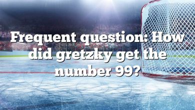 Frequent question: How did gretzky get the number 99?