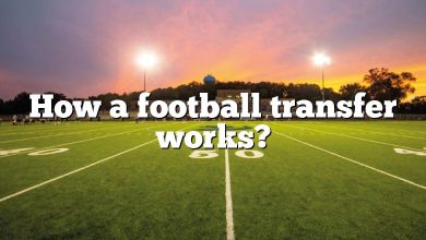 How a football transfer works?