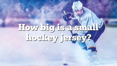 How big is a small hockey jersey?