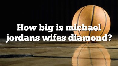 How big is michael jordans wifes diamond?