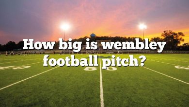 How big is wembley football pitch?