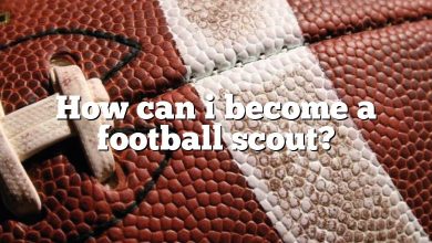 How can i become a football scout?