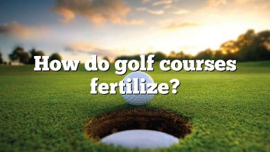 How do golf courses fertilize?