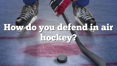 How do you defend in air hockey?