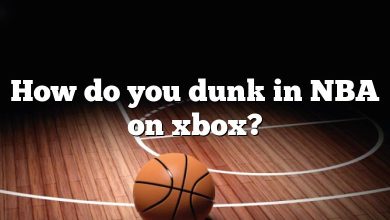 How do you dunk in NBA on xbox?