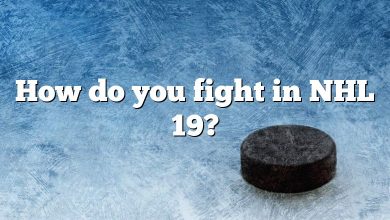 How do you fight in NHL 19?
