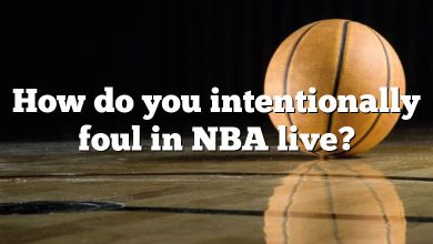 How do you intentionally foul in NBA live?