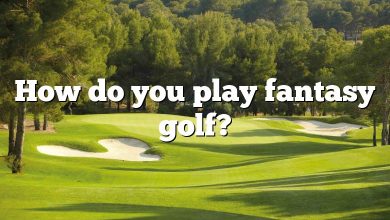 How do you play fantasy golf?