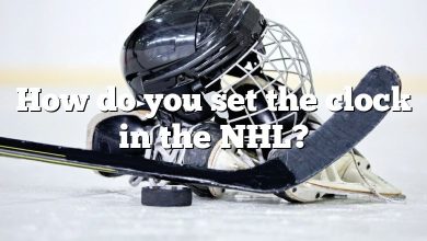 How do you set the clock in the NHL?