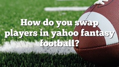 How do you swap players in yahoo fantasy football?