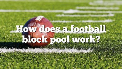 How does a football block pool work?