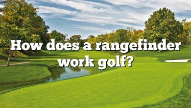 How does a rangefinder work golf?