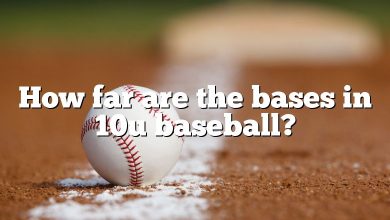 How far are the bases in 10u baseball?