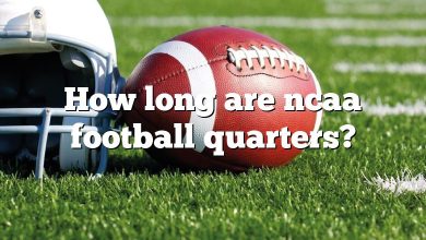 How long are ncaa football quarters?