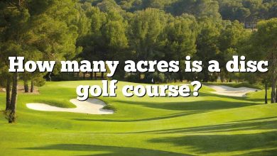 How many acres is a disc golf course?