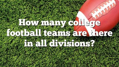 How many college football teams are there in all divisions?