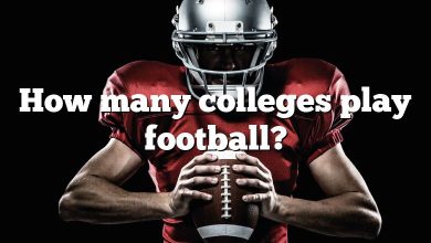 How many colleges play football?