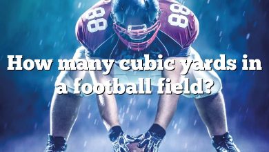 How many cubic yards in a football field?