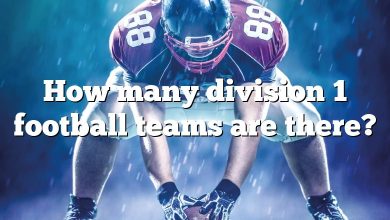 How many division 1 football teams are there?