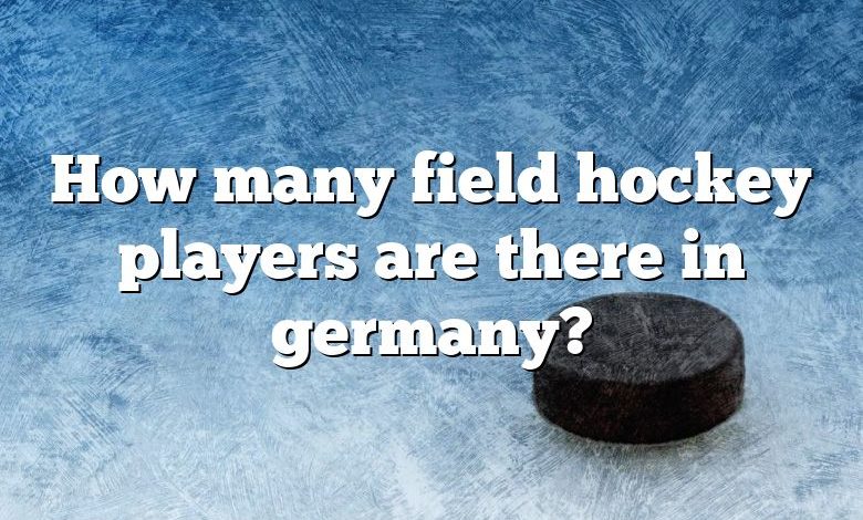 How many field hockey players are there in germany?
