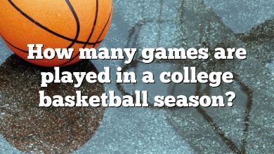 How many games are played in a college basketball season?