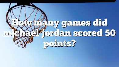 How many games did michael jordan scored 50 points?