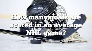 How many goals are scored in an average NHL game?
