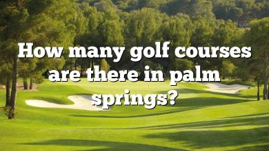 How many golf courses are there in palm springs?