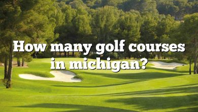 How many golf courses in michigan?